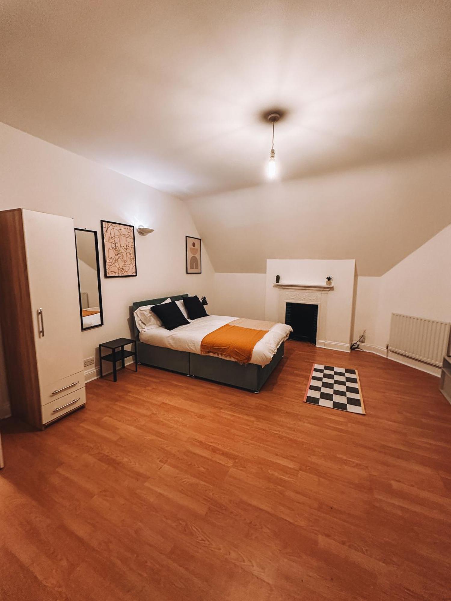 Spacious 3 Rooms In Tooting London Eksteriør billede
