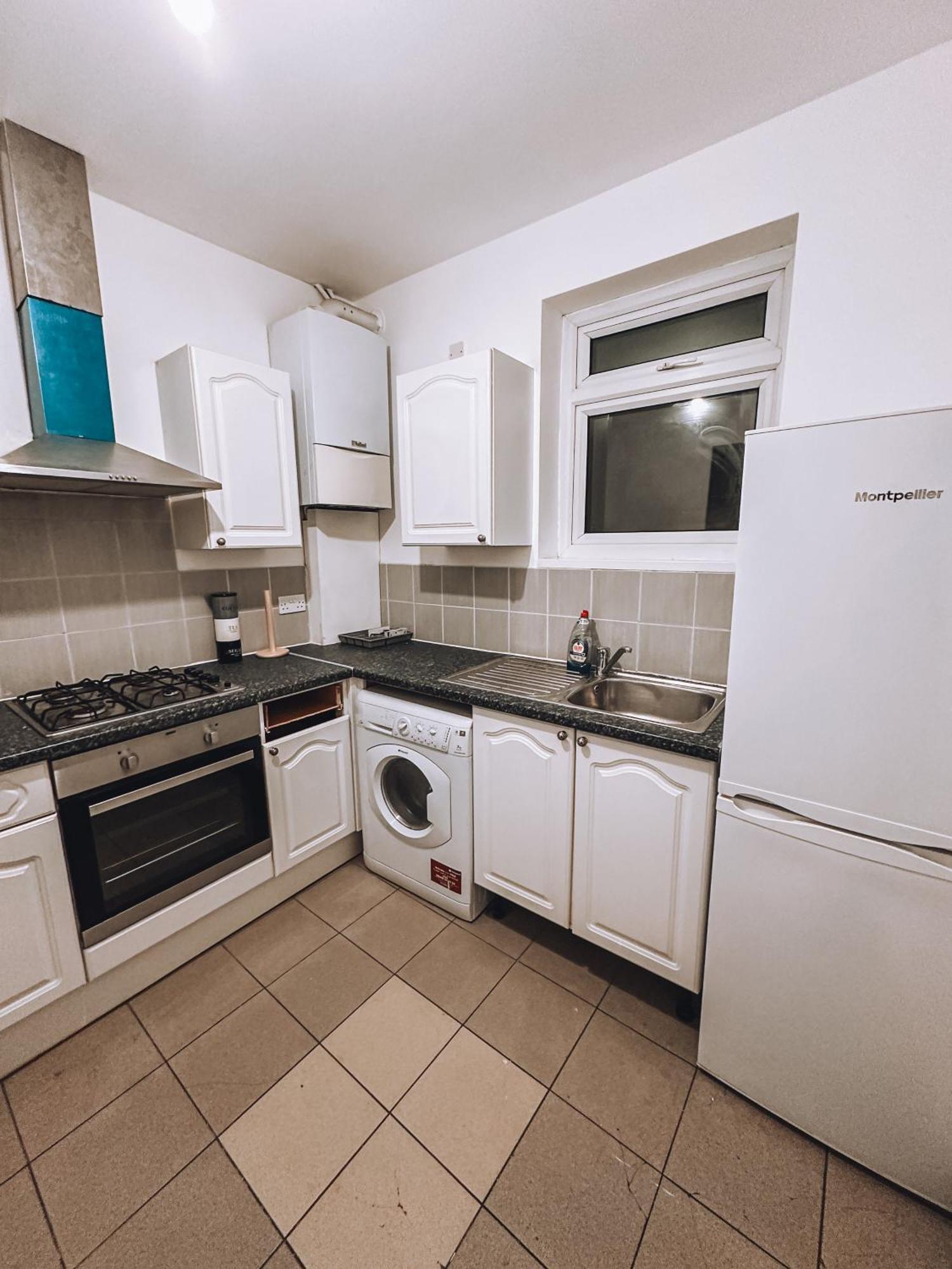 Spacious 3 Rooms In Tooting London Eksteriør billede